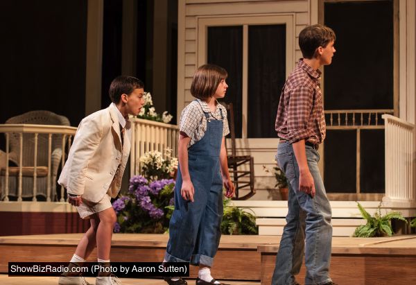 Henry Boyle as Dill, Molly Nugent as Scout, and Nick Dauley as Jem